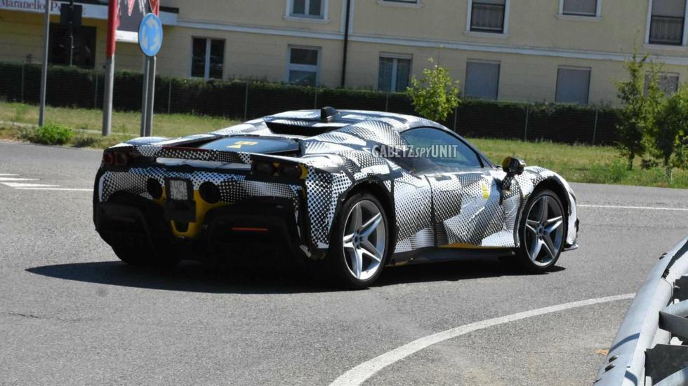 Στις 12/11 το ντεμπούτο της Ferrari SF90 Stradale Spider